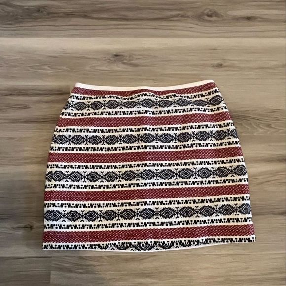 Madewell Jacquard Gamine Mini Skirt Size 8 Red Blue White Striped Geo Aztec Prin - Picture 6 of 6